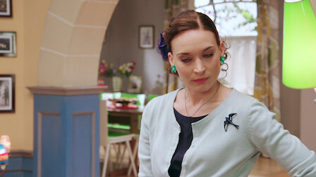 Watch Snow White's Tree. Episode 24 of Season 1.